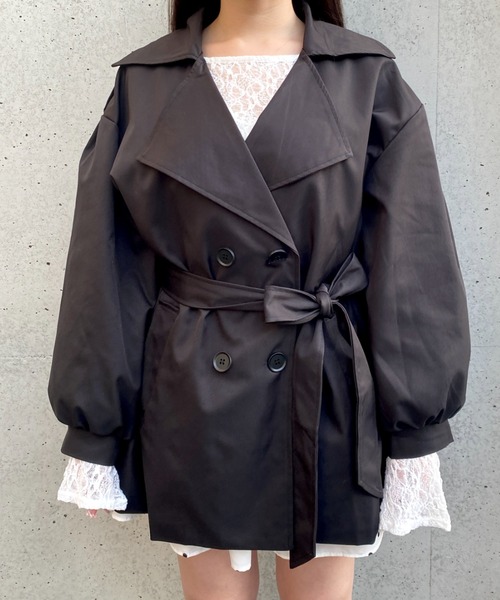 Mejoul(メジュール)の「【26年春夏新作】ボリュームスリーブバックプリーツミドル丈トレンチコート(トレンチコート・レディース・ブラック/アイボリー/ブラウン・F)」の17枚目の写真