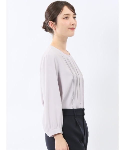 m.f.editorial（エムエフエディトリアル）の「【ストレッチ】m.f.エディトリアル レディース ピンタック 8分袖 プルオーバー ブラウス（シャツ/ブラウス・レディース・ホワイト/ベージュ/ネイビー/ピンク系その他・MEDIUM/LARGE）」の11枚目の写真