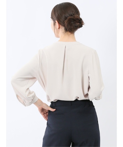 m.f.editorial（エムエフエディトリアル）の「【ストレッチ】m.f.エディトリアル レディース ピンタック 8分袖 プルオーバー ブラウス（シャツ/ブラウス・レディース・ホワイト/ベージュ/ネイビー/ピンク系その他・MEDIUM/LARGE）」の20枚目の写真