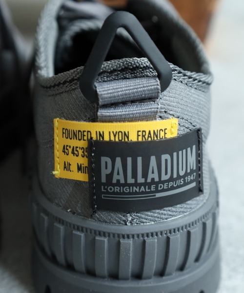 PALLADIUM（パラディウム）の「ヴィンテージ加工PALLASHOCK LO SURPLUS パラショック ローカット サープラス スニーカー（スニーカー・メンズ・グレー系・24cm/27.5cm/25cm/24.5cm/22.5cm/23cm）」の15枚目の写真
