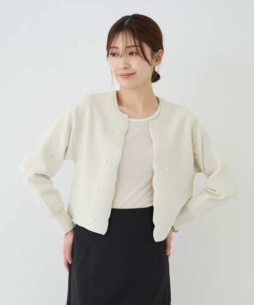 Jayro(ジャイロ)の「パール付きスカラップカーディガン(カーディガン/ボレロ・レディース・ホワイト系その他2/ネイビー/イエロー・M)」の14枚目の写真