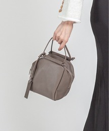 marco masi（マルコマージ）の「【MARCO MASI/マルコマージ】ハンドバッグ　ショルダーバッグ　キューブバッグ（ショルダーバッグ）」