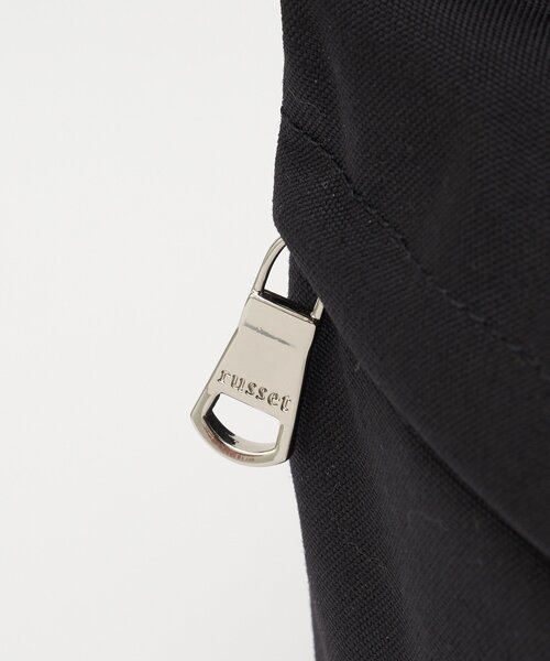 russet(ラシット)の「コーデュラナイロン2WAYリュックサック(バックパック/リュック・レディース・ブラック/グレー系その他・FREE)」の8枚目の写真