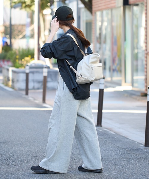 russet(ラシット)の「コーデュラナイロン2WAYリュックサック(バックパック/リュック・レディース・ブラック/グレー系その他・FREE)」の6枚目の写真