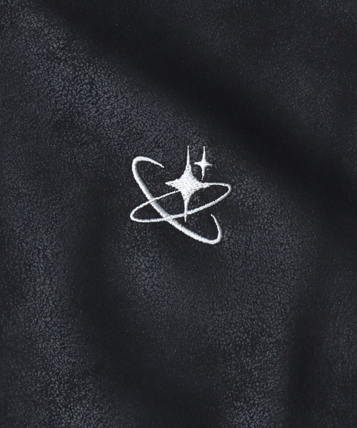 SITRY(シトリー)の「Fake Leather Zip Hoodie/オーバーサイズ フェイクレザー スター フラワー ワンポイント刺繍 ドローコード ダブルジップ フルジップパーカー フーディー パーカー(パーカー・メンズ・ブラック/ブラック系その他・M/L)」の4枚目の写真
