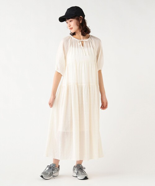 BEAMS HEART（ビームスハート）の「ワッシャー ティアードワンピース（ワンピース・レディース・ホワイト/レッド/ブラウン/ブラック・FREE）」の5枚目の写真