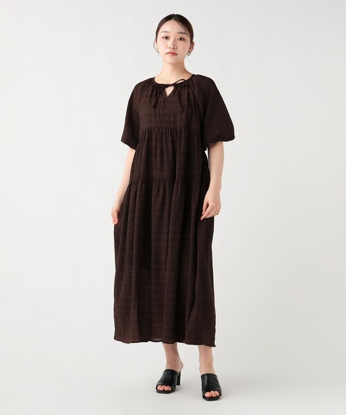 BEAMS HEART（ビームスハート）の「ワッシャー ティアードワンピース（ワンピース・レディース・ホワイト/レッド/ブラウン/ブラック・FREE）」の8枚目の写真