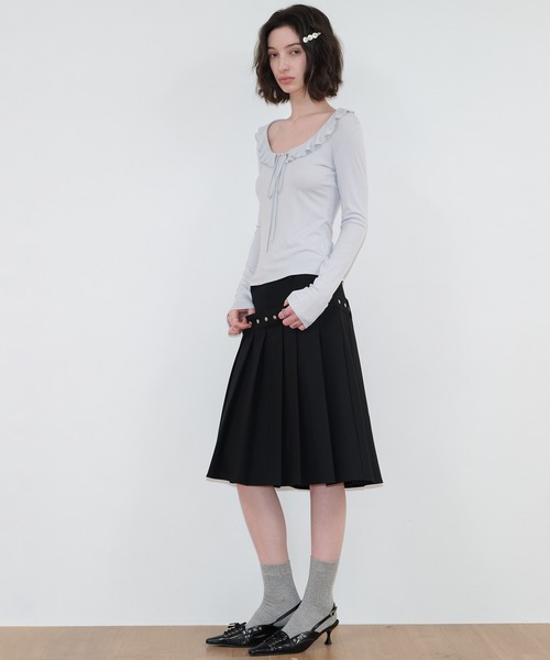 SOLWEIGE(ソルヴェイグ)の「【SOLWEIGE】フリルネック フロントリボン ロングスリーブTシャツ(Tシャツ/カットソー・レディース・ライトグレー・S/M/L)」の5枚目の写真