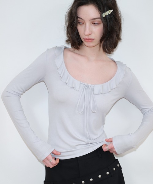 SOLWEIGE(ソルヴェイグ)の「【SOLWEIGE】フリルネック フロントリボン ロングスリーブTシャツ(Tシャツ/カットソー・レディース・ライトグレー・S/M/L)」の11枚目の写真