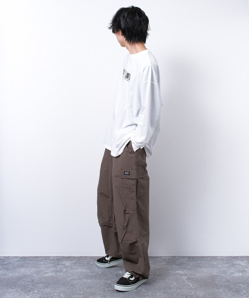 RAT EFFECT(ラットエフェクト)の「ナイロンワイドカーゴパンツ(カーゴパンツ・キッズ・ダークグレー/ブラック/カーキ/ベージュ・170/140/130/160/150)」の8枚目の写真