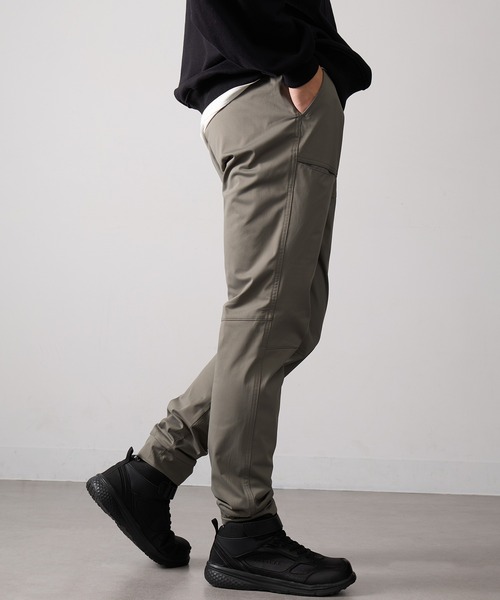 FORECAST(フォーキャスト)の「【FORECAST】ユーティリティ ノヴァストレッチ テックジョガーパンツ 6895(カーゴパンツ・メンズ・ブラック/グリーン・LL/L)」の6枚目の写真