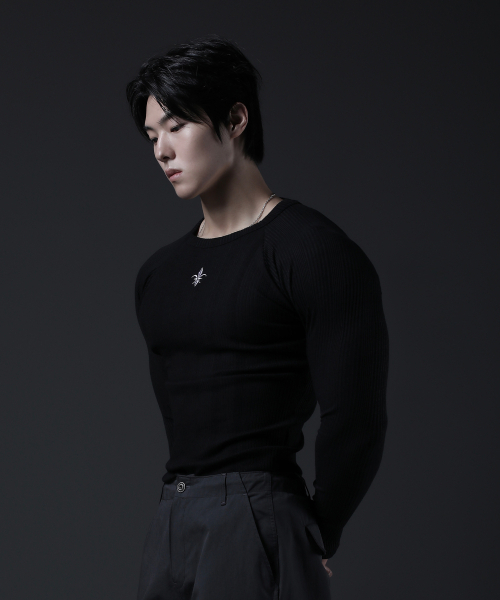 CARMID（カミド）の「ノーブルラグランロングスリーブ長袖Tシャツ[ブラック]（Tシャツ/カットソー・メンズ・その他・1/2/3）」の4枚目の写真
