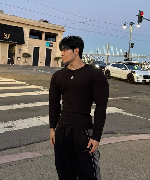 CARMID（カミド）の「ノーブルラグランロングスリーブ長袖Tシャツ[ブラック]（Tシャツ/カットソー・メンズ・その他・1/2/3）」の11枚目の写真