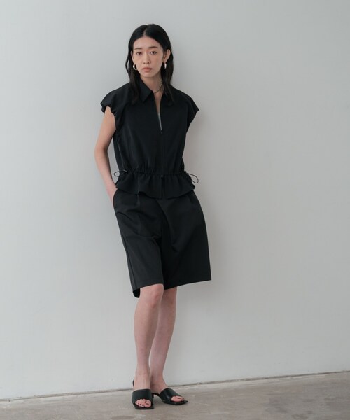 GALLEST(ギャレスト)の「バミューダパンツ【セットアップ可能/UVカット/接触冷感】(その他パンツ・レディース・ダークブラウン/ブラック・38)」の3枚目の写真
