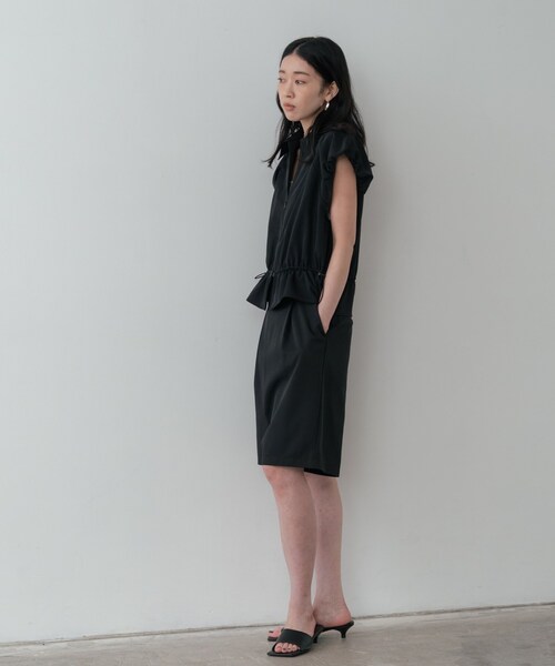 GALLEST(ギャレスト)の「バミューダパンツ【セットアップ可能/UVカット/接触冷感】(その他パンツ・レディース・ダークブラウン/ブラック・38)」の4枚目の写真