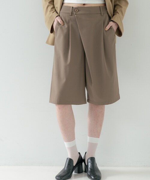 GALLEST(ギャレスト)の「バミューダパンツ【セットアップ可能/UVカット/接触冷感】(その他パンツ・レディース・ダークブラウン/ブラック・38)」の13枚目の写真