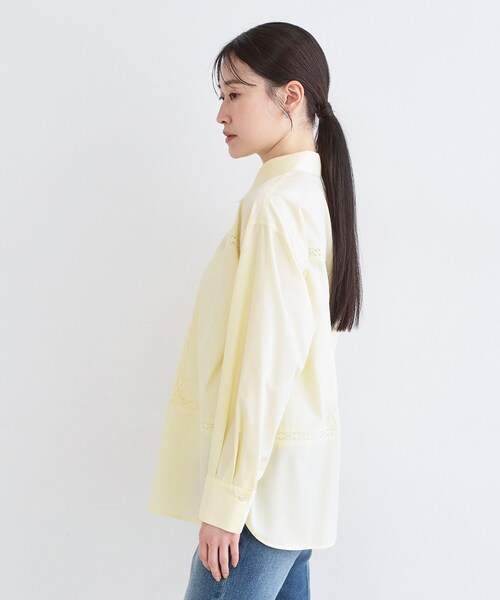 OPAQUE.CLIP（オペークドットクリップ）の「レーストリミングシャツ【洗濯機OK】（シャツ/ブラウス・レディース・ホワイト/ライトイエロー系・36/38/40）」の13枚目の写真