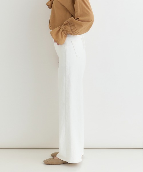 SOMETHING（サムシング）の「【SOMETHING】LISA レースアップワイド (ハイライズ / ベイカーポケット / ワークテイスト)（デニムパンツ・レディース・ホワイト・M）」の3枚目の写真