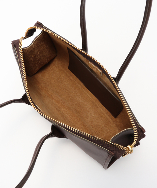 Spick & Span（スピックアンドスパン）の「A / アー HACKNEY24 ツツ（ハンドバッグ・レディース・ブラウン・FREE）」の5枚目の写真