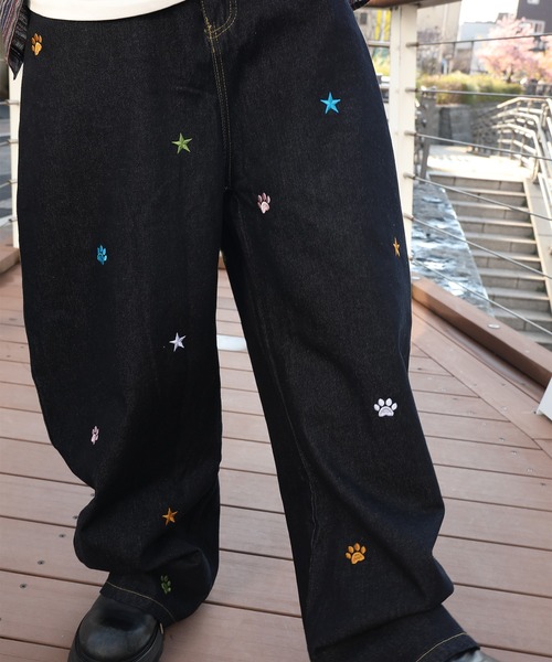 HOOK(フック)の「HOOK -select- 刺繍カーブワイドデニムパンツ(デニムパンツ・メンズ・ブラック・S/M/L)」の4枚目の写真
