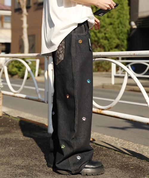 HOOK(フック)の「HOOK -select- 刺繍カーブワイドデニムパンツ(デニムパンツ・メンズ・ブラック・S/M/L)」の11枚目の写真