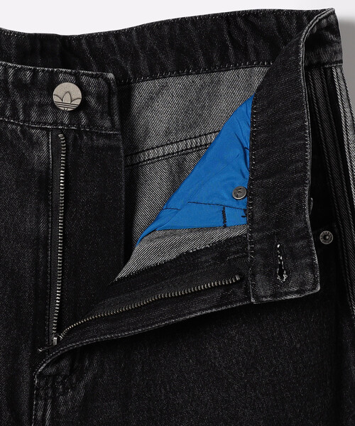 adidas(アディダス)の「adidas/アディダス FIREBIRD ADICOLOR DENIM SHORTS(その他パンツ・メンズ・ブラック/ブルー・34/32/30)」の5枚目の写真