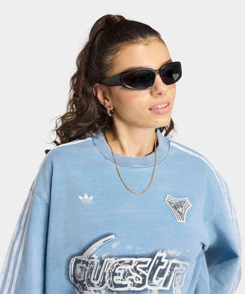 adidas（アディダス）の「アディレニウム シーズン 5 オーバーサイズ デニム Tシャツ / アディダスオリジナルス adidas Originals（Tシャツ/カットソー・レディース・ブルー/ブラウン・X-SMALL/X-LARGE/SMALL/MEDIUM/LARGE/XX-LARGE）」の8枚目の写真