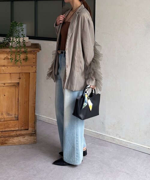 Thevon(ゼボン)の「スカーフ付き2WAYボストンバッグ(トートバッグ・レディース・ブラウン/ブラック系その他/アイボリー/ブラック・FREE)」の11枚目の写真