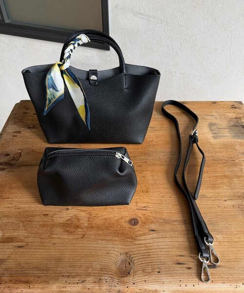 Thevon(ゼボン)の「スカーフ付き2WAYボストンバッグ(トートバッグ・レディース・ブラウン/ブラック系その他/アイボリー/ブラック・FREE)」の13枚目の写真