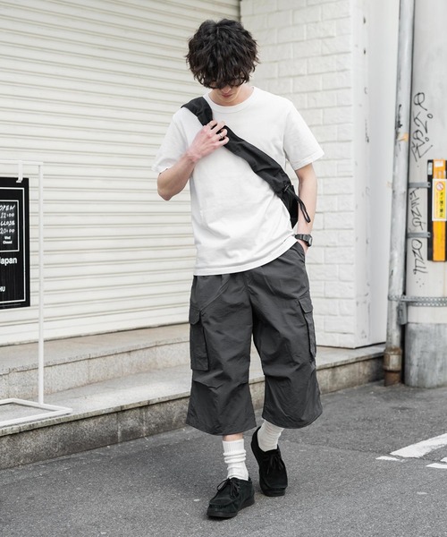 UMBRO（アンブロ）の「UMBRO アンブロ 別注コラボ 膝下丈 ワンポイントロゴ刺繍ナイロンワイドカーゴハーフパンツ（カーゴパンツ・メンズ・チャコール/ネイビー/ブラック・M/XL/L）」の14枚目の写真