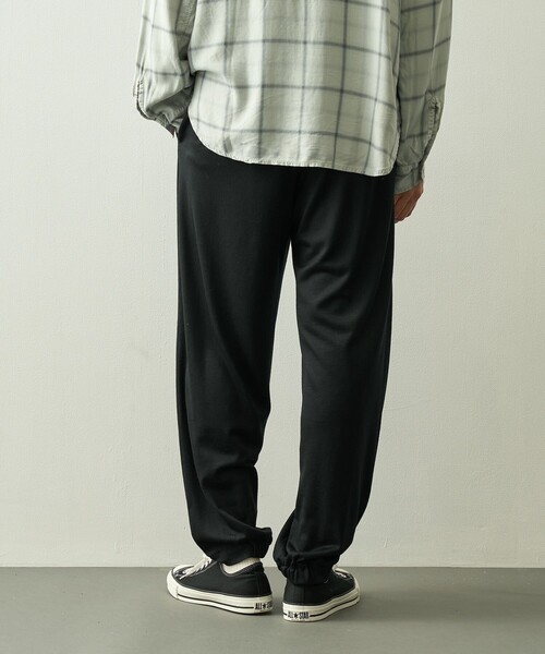 WRAPINKNOT(ラッピンノット)の「【WRAPINKNOT/ラッピンノット】Tapared Jogger Pants(その他パンツ・メンズ・ブラック・3/2)」の4枚目の写真