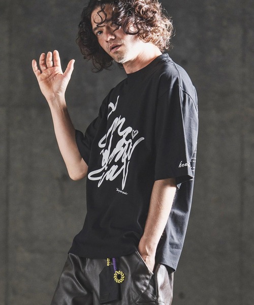 GLIMCLAP(グリムクラップ)の「mt10461- Abstract Art Print T-shirt プリントTシャツ(202-059-gls-cg)(Tシャツ/カットソー・メンズ・ホワイト/ブラック・S/M/L)」の11枚目の写真
