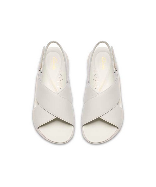 Clarks(クラークス)の「クラークス ウィメンズ DashLite Wish ダッシュライトウィッシュ サンダル(サンダル・レディース・ピンク系その他/ベージュ/ゴールド/ホワイト・35/40/45/50/55/30)」の6枚目の写真
