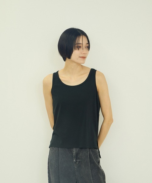 VICKY(ビッキー)の「接触冷感 タンクトップ(タンクトップ・レディース・ブルー/オフホワイト/ブラック/オレンジ・M)」の13枚目の写真