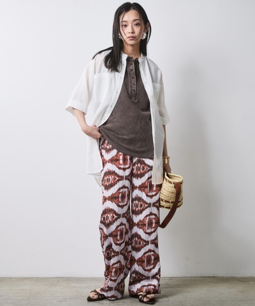 CHIC STYLE（シックスタイル）の「ヘンリーネックタンクトップ＜大きいサイズ有＞シックスタイル（キャミソール・レディース・スミクロ/ブラウン・5L/4L/3L/LL/L/M）」の8枚目の写真