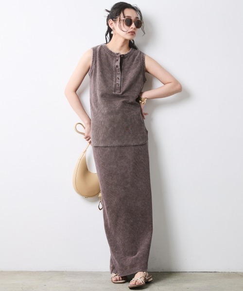 CHIC STYLE（シックスタイル）の「ヘンリーネックタンクトップ＜大きいサイズ有＞シックスタイル（キャミソール・レディース・スミクロ/ブラウン・5L/4L/3L/LL/L/M）」の18枚目の写真