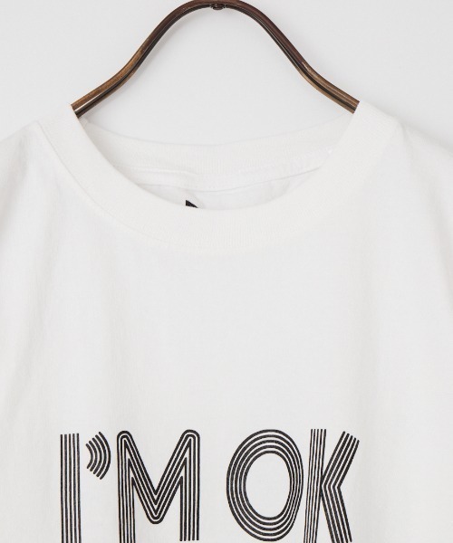 FUNG（ファング）の「[FUNG/ファング] I'M OK カットオフ プリントTシャツ（Tシャツ/カットソー・レディース・ブラック/ホワイト・M）」の4枚目の写真