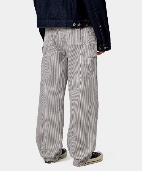Carhartt WIP(カーハートダブリューアイピー)の「Carhartt WIP W' MERCER PANT(カーハートワークインプログレス ウィメンズマーサーパンツ)(デニムパンツ・レディース・ホワイト系・26/25/24)」の4枚目の写真