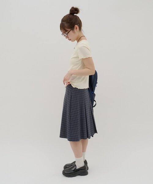 DISCOAT（ディスコート）の「【umm.】ロゴプレート半袖Tシャツ（Tシャツ/カットソー・レディース・サックスブルー/アイボリー/グレー・FREE）」の8枚目の写真