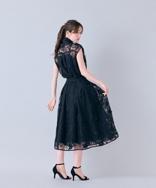 Audie a Muses(オーディアミューズ)の「刺繍レースタックボリュームスカート(スカート・レディース・ブラック/オフホワイト・38/42)」の1枚目の写真