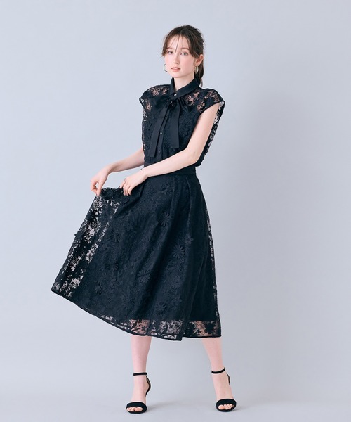 Audie a Muses(オーディアミューズ)の「刺繍レースタックボリュームスカート(スカート・レディース・ブラック/オフホワイト・38/42)」の16枚目の写真