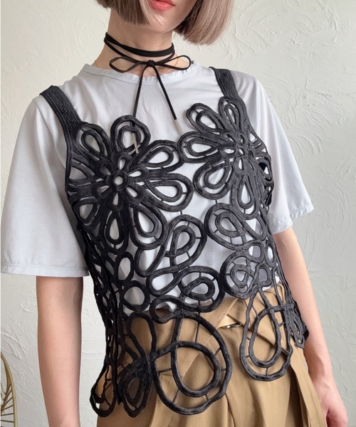 deux amour(ドゥーザムール)の「フラワービスチエ(Tシャツ/カットソー・レディース・オフホワイト/ブラック・M~L)」の19枚目の写真