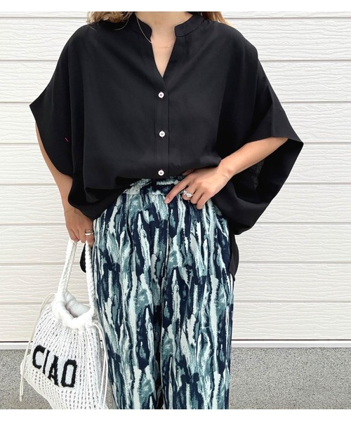 Q(キュー)の「メッセージラメニット2wayバッグ(ハンドバッグ・レディース・ホワイト/シルバー・ONE SIZE)」の7枚目の写真