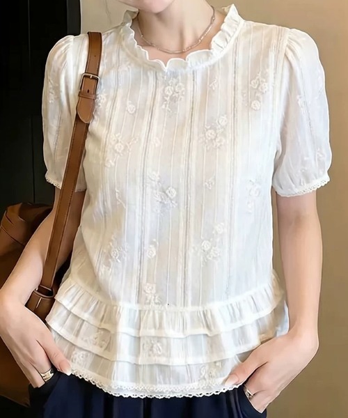 LUCPY(ラクピー)の「レース刺繍フリルブラウス(シャツ/ブラウス・レディース・ホワイト・X-LARGE/LARGE/MEDIUM/SMALL)」の3枚目の写真