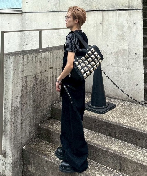 Never mind the XU / Chikashitsu+(ネバーマインド ザ エックスユー / チカシツプラス)の「【nmtc+】Studded Rib Tank Top / 【エヌエムティーシープラス】スタッズリブタンクトップ(タンクトップ・メンズ・ブラック/ホワイト/グレー・ONE SIZE)」の10枚目の写真
