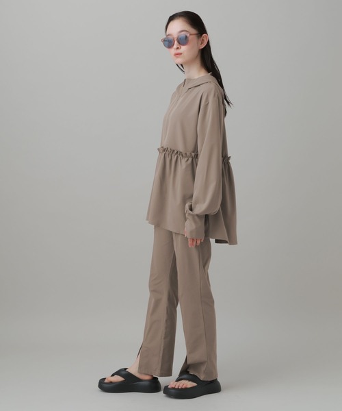 LAKOLE（ラコレ）の「ラッシュガードスリットパンツ / 694217（ラッシュガード・レディース・モカ/ブラック・MEDIUM/LARGE）」の7枚目の写真