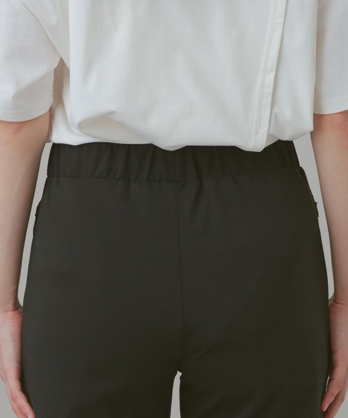LAKOLE（ラコレ）の「ラッシュガードスリットパンツ / 694217（ラッシュガード・レディース・モカ/ブラック・MEDIUM/LARGE）」の17枚目の写真