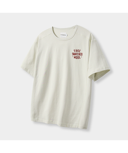 DIMITRI BLACK(ディミトリブラック)の「SNATCHED クロップ半袖Tシャツ_4カラー(Tシャツ/カットソー・レディース・クリーム/ネイビー/ダークグレー/オリーブ・LARGE/X-LARGE/MEDIUM)」の2枚目の写真