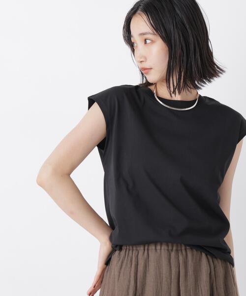 NANO universe(ナノユニバース)の「気化冷却機能 ノースリーブクルーネックトップス(Tシャツ/カットソー・レディース・ホワイト/ブラック/ベージュ・FREE)」の2枚目の写真