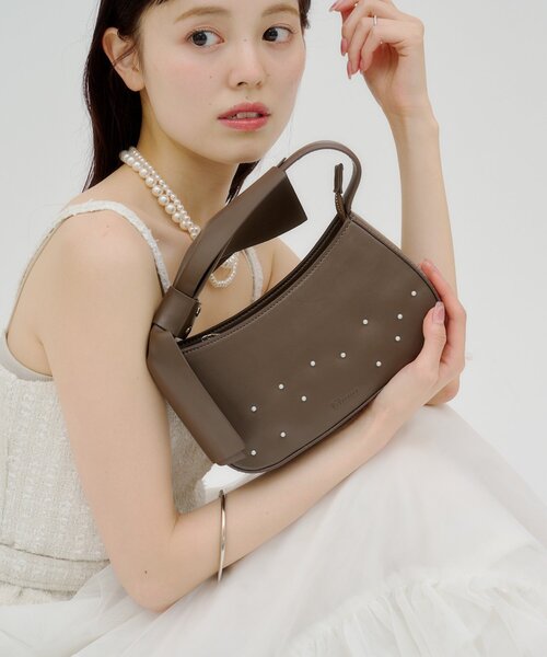 mystic(ミスティック)の「【lilium by lily】リボンパール2wayBAG(トートバッグ・レディース・ブラック/ブラウン・ONE SIZE)」の1枚目の写真